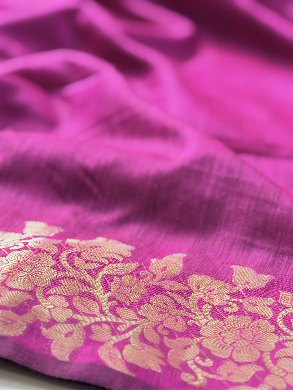 Magenta Mul Cotton Banarasi Saree with Floral Zari Motifs