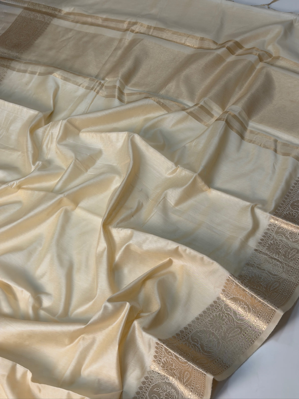 Ivory Chanderi Cotton Silk Saree with Zari Border