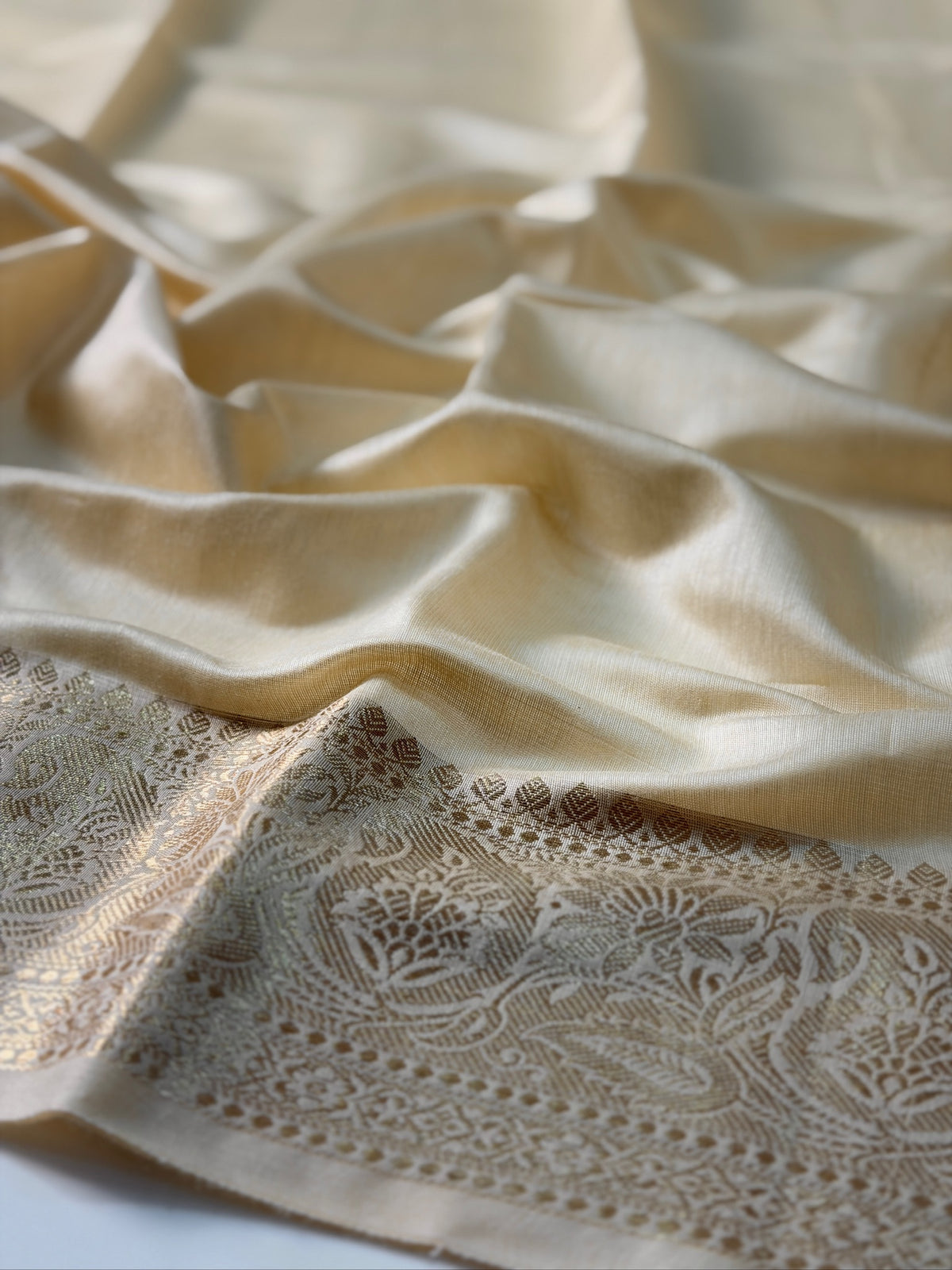 Ivory Chanderi Cotton Silk Saree with Zari Border