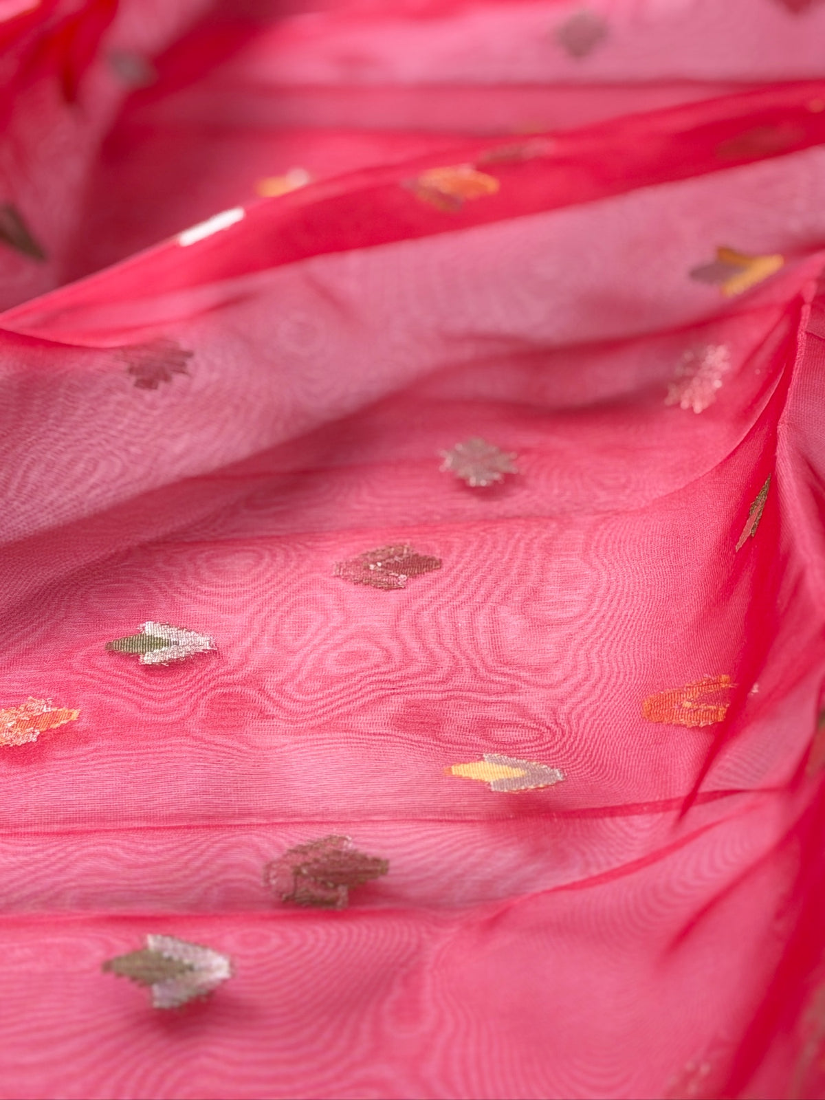 Ruby Red Organza Jamdani Meenkari Saree with Geometric Border Colour: Ruby Red